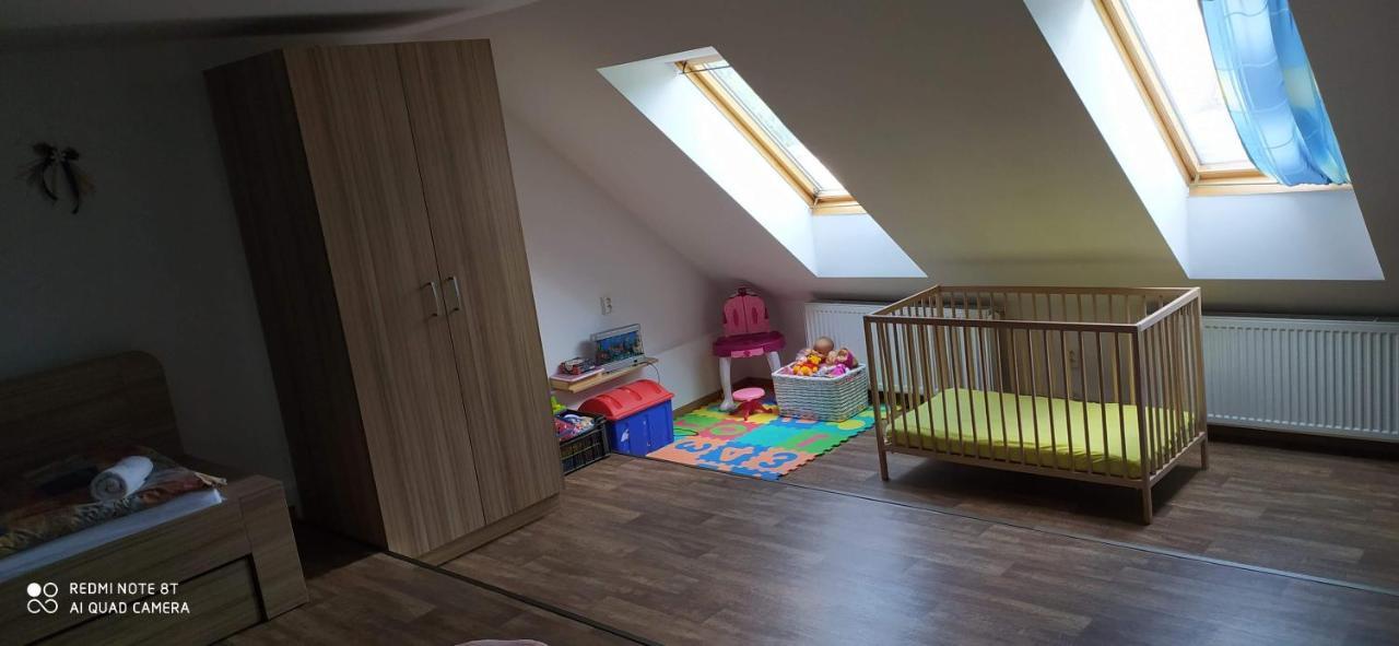 Apartmany Natalie Dvory nad Luznici Εξωτερικό φωτογραφία